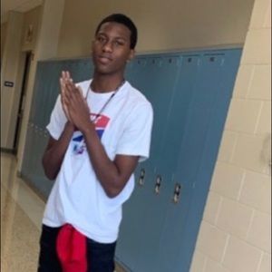 Meet your Posher, Darien